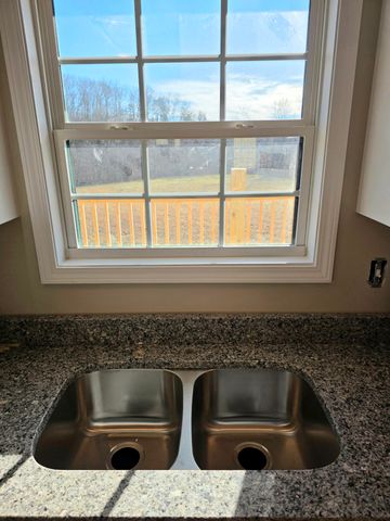 100 Emily Lane, London, KY 40741