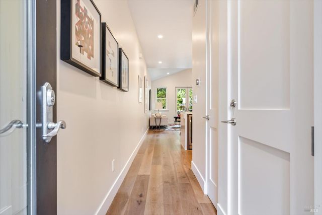 532 Grove St, Healdsburg, CA 95448