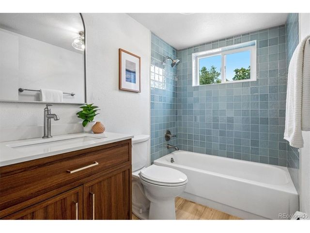 800 W Belleview Ave 408, Englewood, CO 80110
