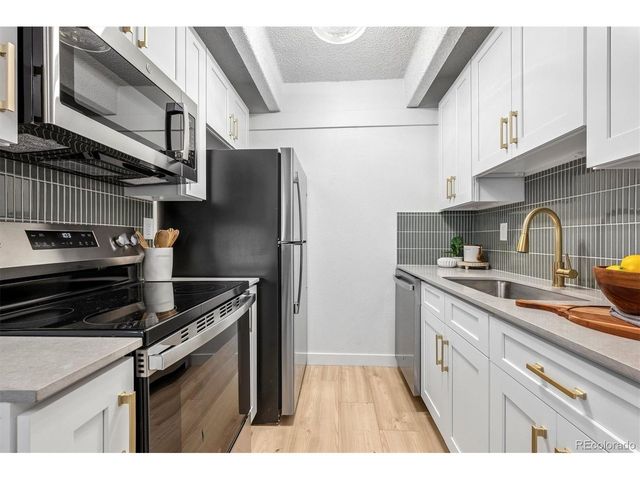 800 W Belleview Ave 408, Englewood, CO 80110