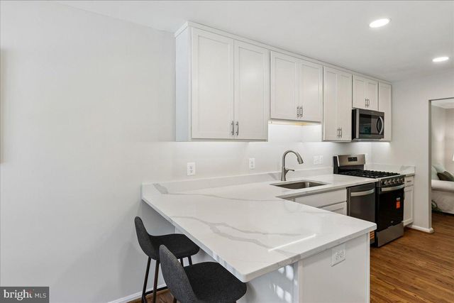 6168 TRIDENT LN, Woodbridge, VA 22193