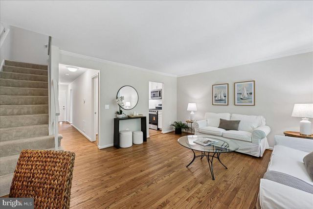 6168 TRIDENT LN, Woodbridge, VA 22193