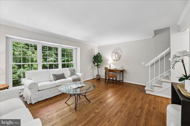 6168 TRIDENT LN, Woodbridge, VA 22193