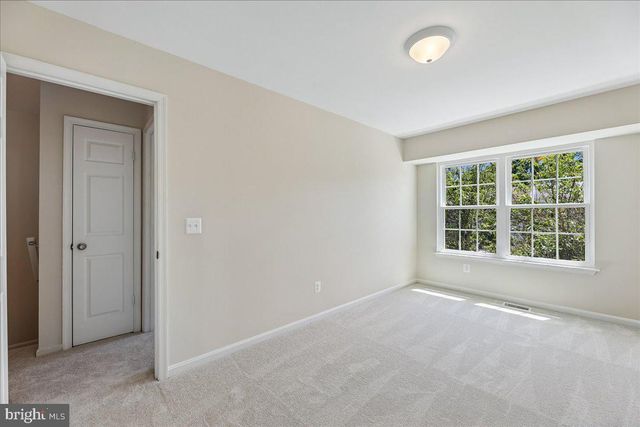6168 TRIDENT LN, Woodbridge, VA 22193