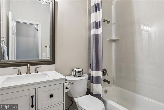 6168 TRIDENT LN, Woodbridge, VA 22193