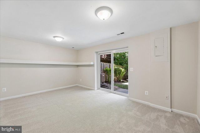 6168 TRIDENT LN, Woodbridge, VA 22193