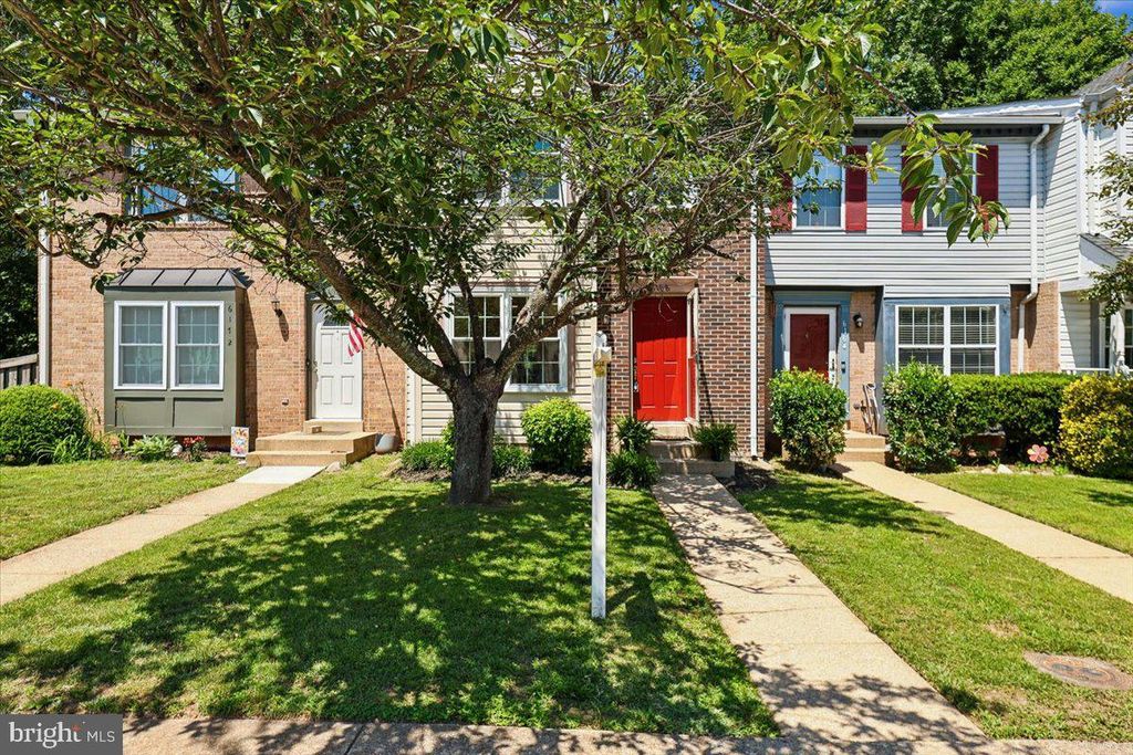 6168 TRIDENT LN, Woodbridge, VA 22193