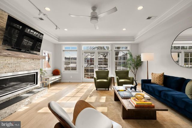 54 W ST NW, Washington, DC 20001