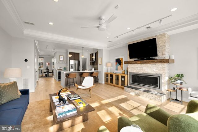 54 W ST NW, Washington, DC 20001