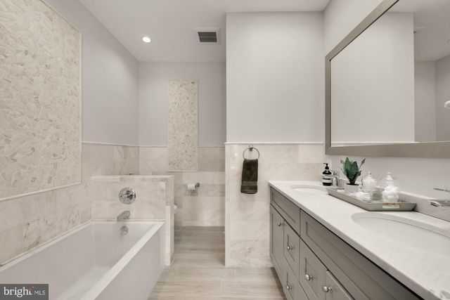 54 W ST NW, Washington, DC 20001