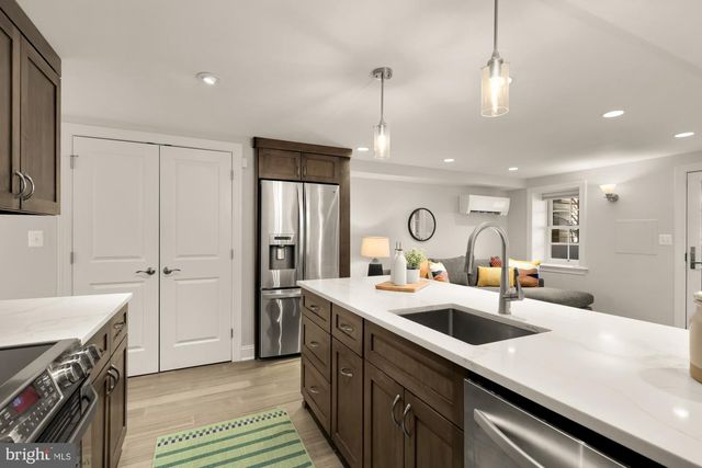 54 W ST NW, Washington, DC 20001