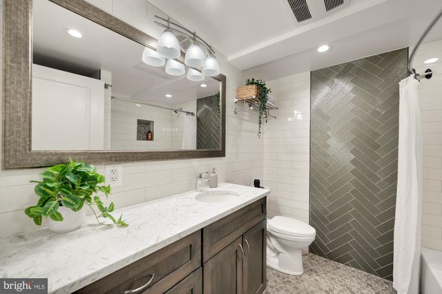 54 W ST NW, Washington, DC 20001