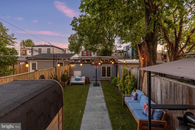 54 W ST NW, Washington, DC 20001