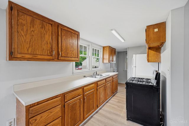 1800 Winona Drive, Middletown, OH 45042