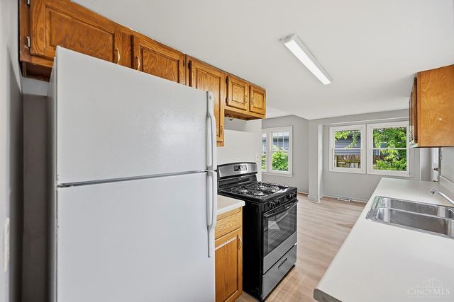 1800 Winona Drive, Middletown, OH 45042