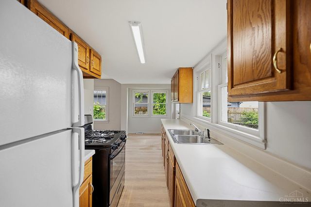 1800 Winona Drive, Middletown, OH 45042