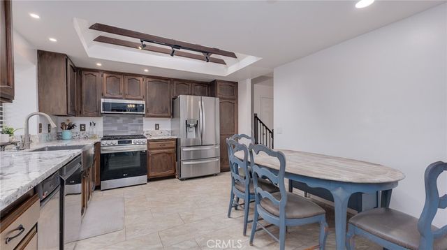 12433 Gay Rio Dr, Lakeside, CA 92040