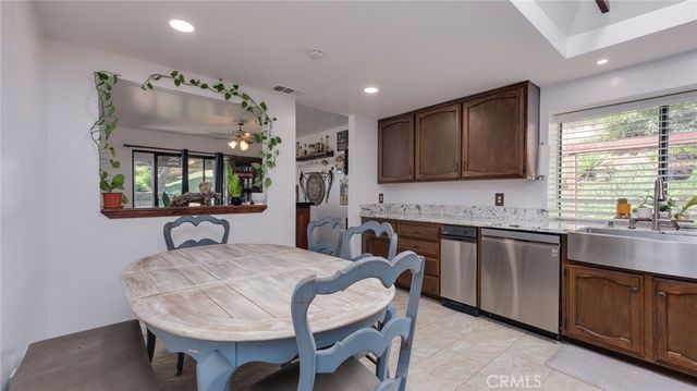 12433 Gay Rio Dr, Lakeside, CA 92040