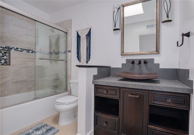 12433 Gay Rio Dr, Lakeside, CA 92040