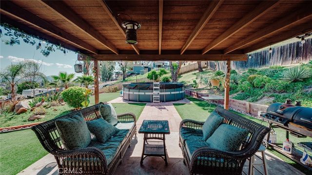 12433 Gay Rio Dr, Lakeside, CA 92040