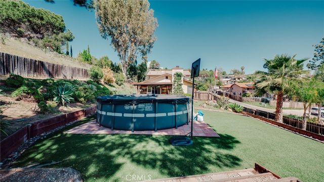 12433 Gay Rio Dr, Lakeside, CA 92040