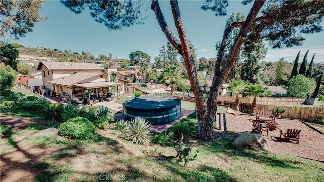 12433 Gay Rio Dr, Lakeside, CA 92040