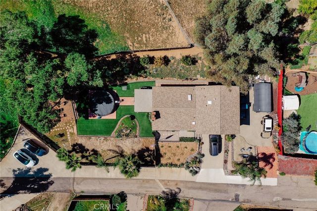 12433 Gay Rio Dr, Lakeside, CA 92040