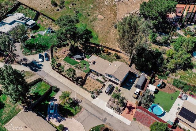 12433 Gay Rio Dr, Lakeside, CA 92040