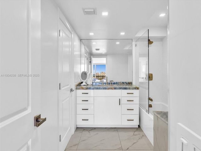 2200 S Ocean Ln 2103, Fort Lauderdale, FL 33316