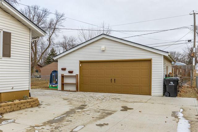 305 NE Sherman Drive, Ankeny, IA 50021