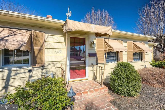 440 GRANT DR, Hanover, PA 17331