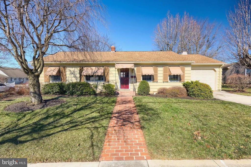 440 GRANT DR, Hanover, PA 17331