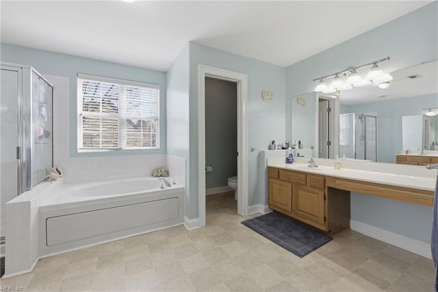 820 Amberline DR, Chesapeake, VA 23322