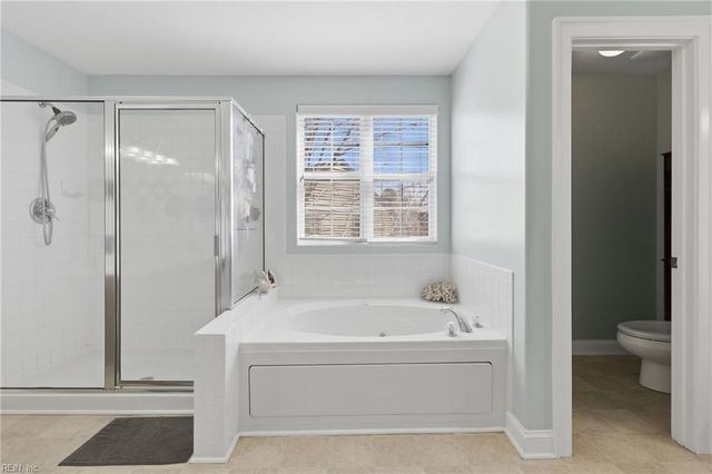 820 Amberline DR, Chesapeake, VA 23322