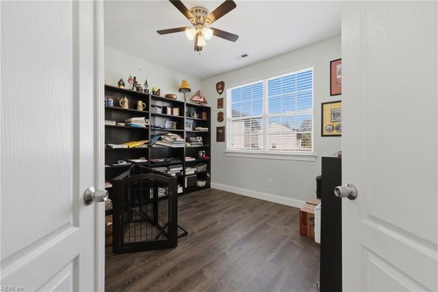 820 Amberline DR, Chesapeake, VA 23322