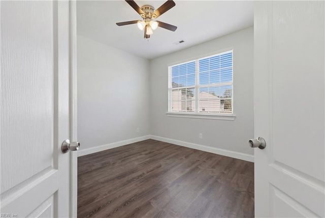 820 Amberline DR, Chesapeake, VA 23322