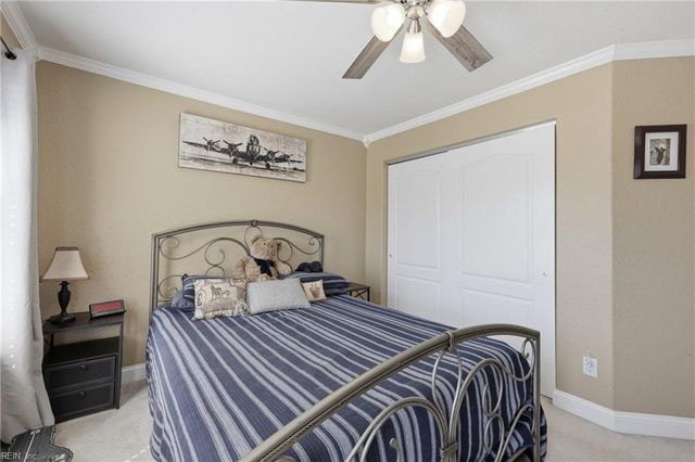 820 Amberline DR, Chesapeake, VA 23322