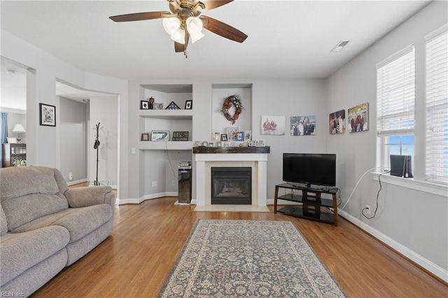 820 Amberline DR, Chesapeake, VA 23322