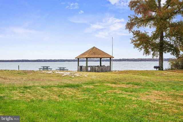 6495 TIDES RD, King George, VA 22485