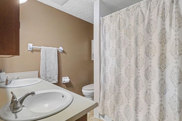 5688 Duquesne Place, Columbus, OH 43235