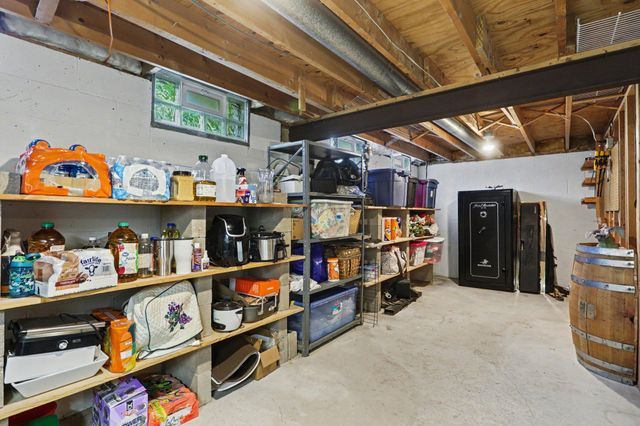 5688 Duquesne Place, Columbus, OH 43235
