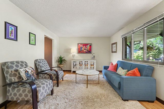 5688 Duquesne Place, Columbus, OH 43235