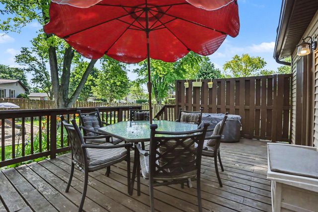 5688 Duquesne Place, Columbus, OH 43235