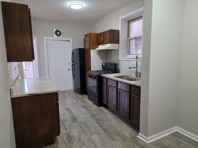 7719 S Essex Avenue 1, Chicago, IL 60649