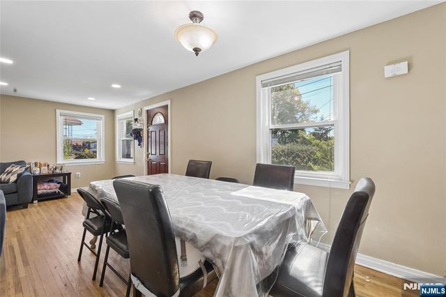 58 Sussex Road, Bergenfield, NJ 07621