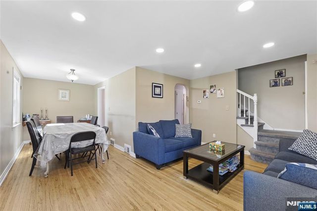 58 Sussex Road, Bergenfield, NJ 07621