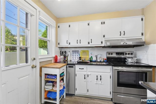 58 Sussex Road, Bergenfield, NJ 07621