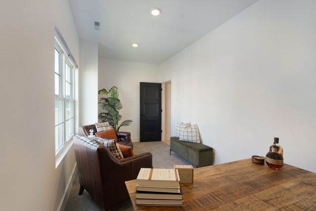 5747 Willoughby Way, Murfreesboro, TN 37129