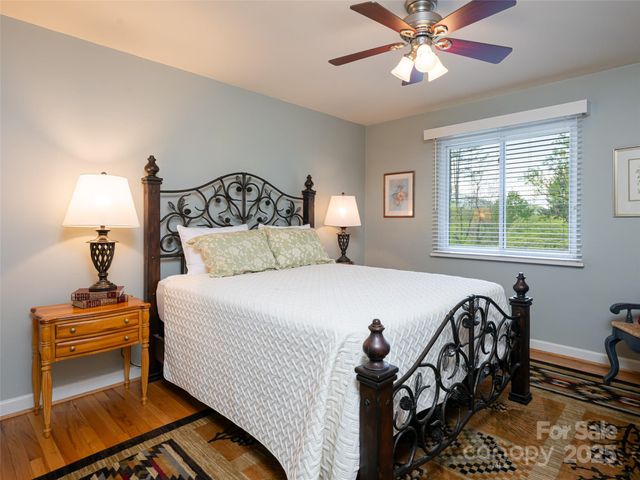 165 Country Club Drive, Waynesville, NC 28786