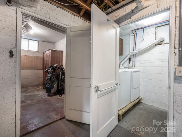 165 Country Club Drive, Waynesville, NC 28786